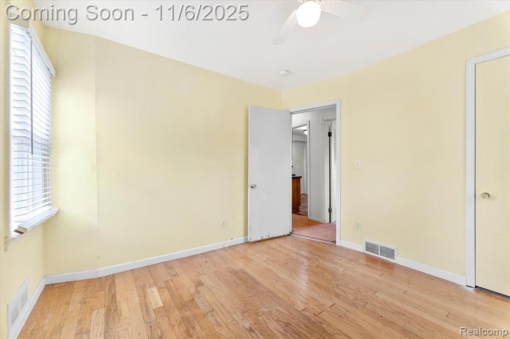 5963 Vivian Street, Taylor, MI 48180 — Photo 11
