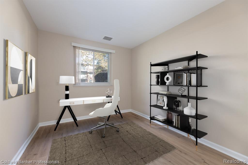 425 Riviera Drive, Saint Clair Shores, MI 48080 — Photo 27