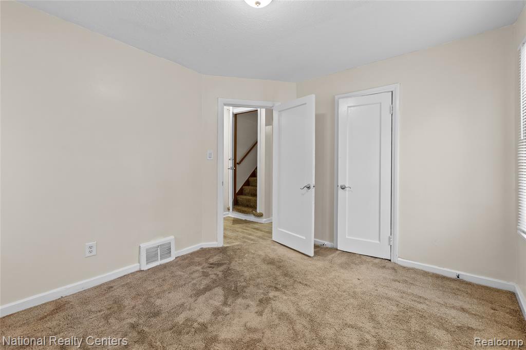 7635 Ashton Avenue, Detroit, MI 48228 — Photo 11