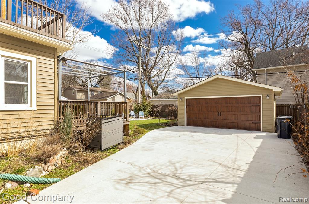 717 W 12 Mile Road, Royal Oak, MI 48073 — Photo 35