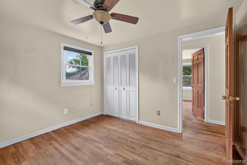 2356 Pineview Court, Flushing, MI 48433 — Photo 29