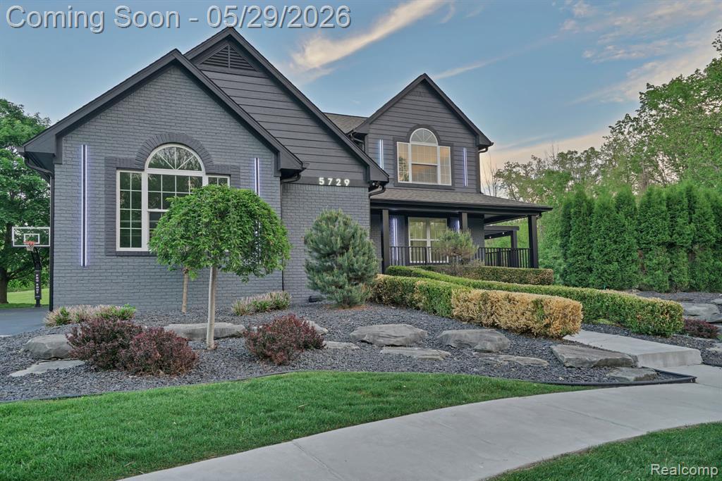 5729 Woodfield Parkway, Grand Blanc, MI 48439 — Photo 7