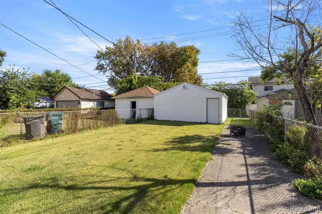 7702 Kendal Street, Dearborn, MI 48126 — Photo 30