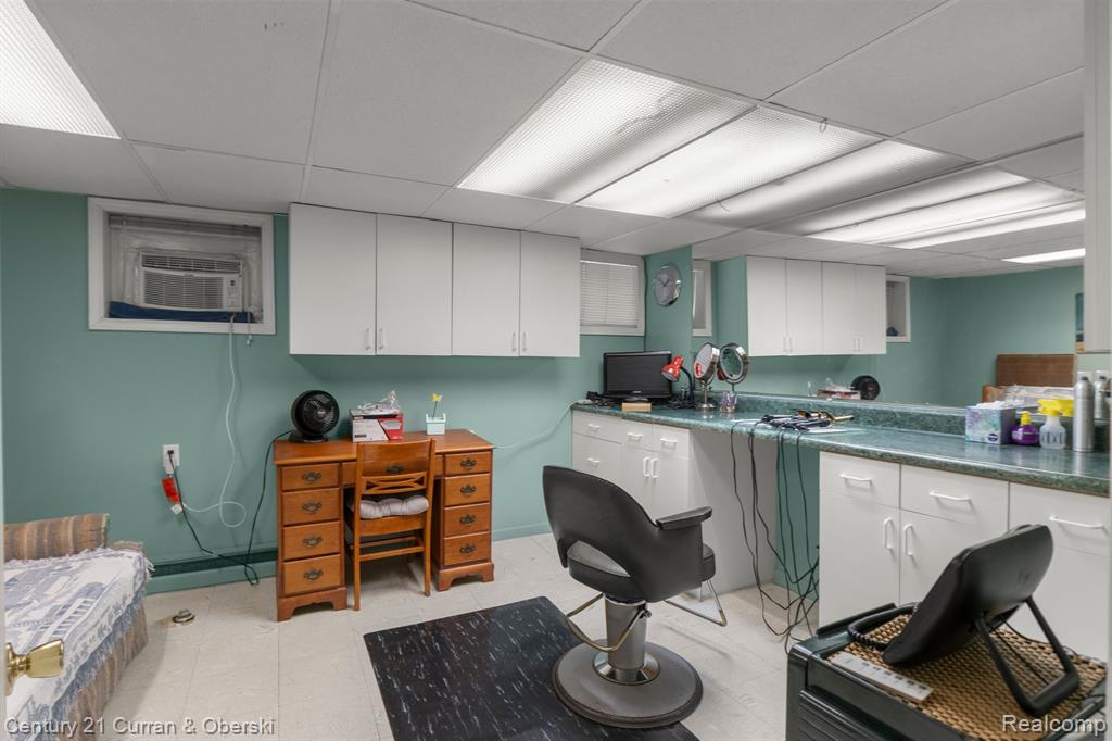 6839 ORCHARD Avenue, Dearborn, MI 48126 — Photo 31