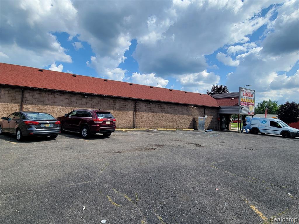 4650 S Beech Daly Street, Dearborn Heights, MI 48125 — Photo 8
