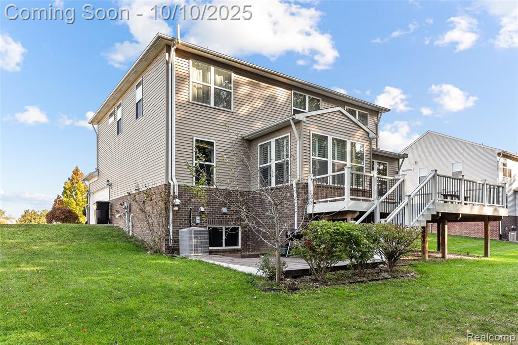 57797 Village Drive, New Hudson, MI 48165 — Photo 56