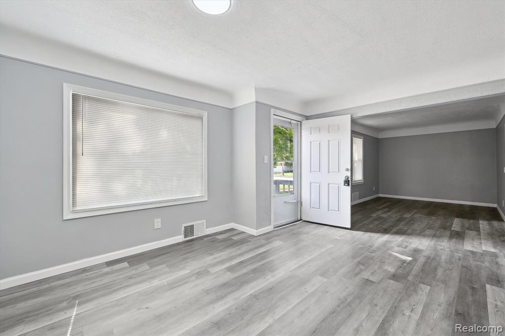 5932 Colorado Street, Romulus, MI 48174 — Photo 5