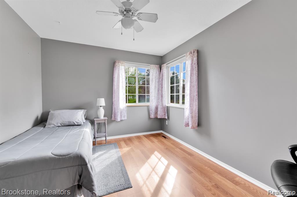 5280 Brantford Court, Grand Blanc, MI 48439 — Photo 22
