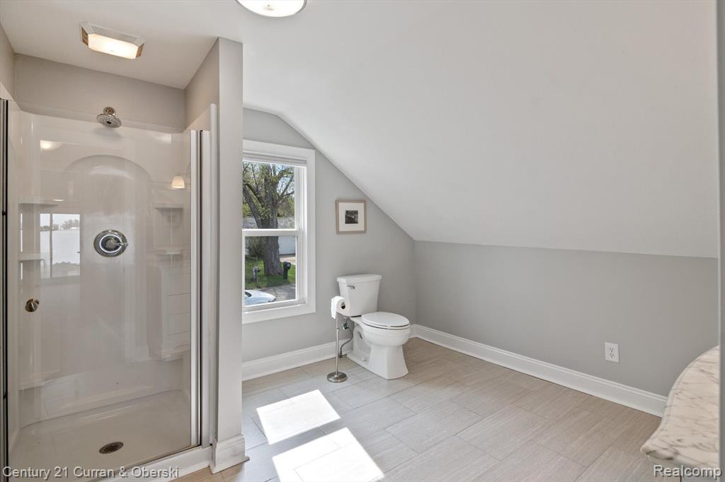 421 EDGEWOOD Drive, Jackson, MI 49201 — Photo 24
