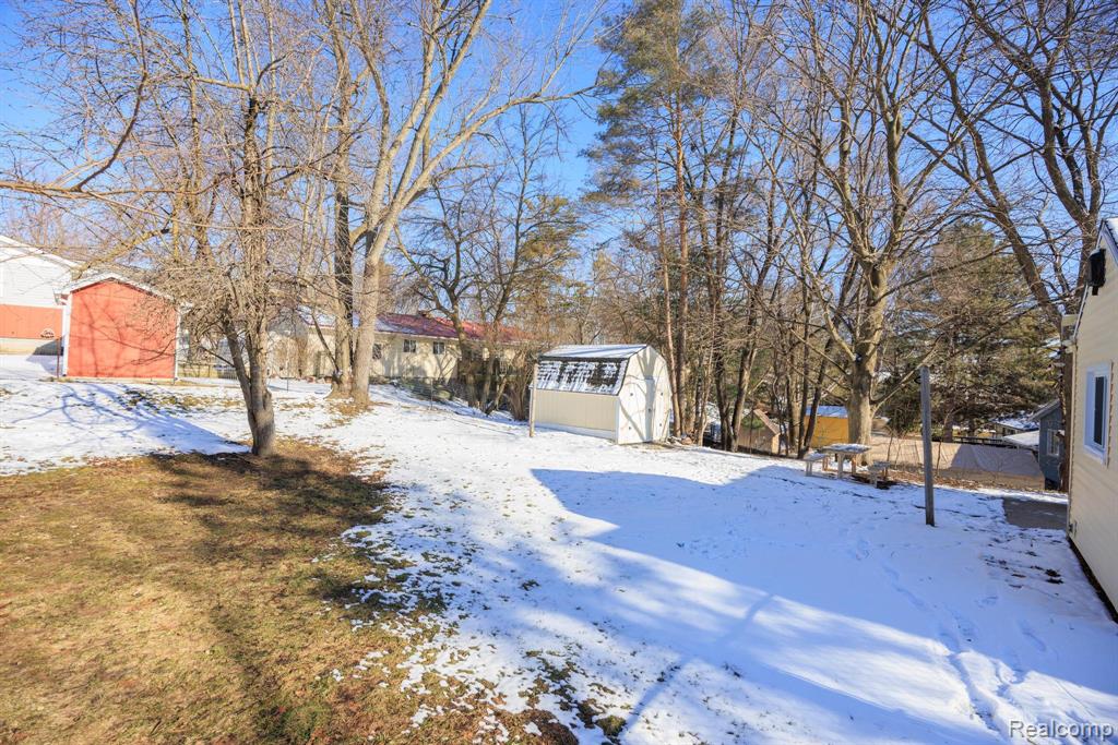 440 Bunny Run Boulevard, Lake Orion, MI 48362 — Photo 21