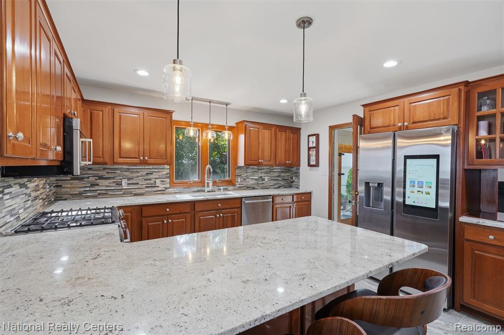 169 McKinley Avenue, Grosse Pointe Farms, MI 48236 — Photo 16
