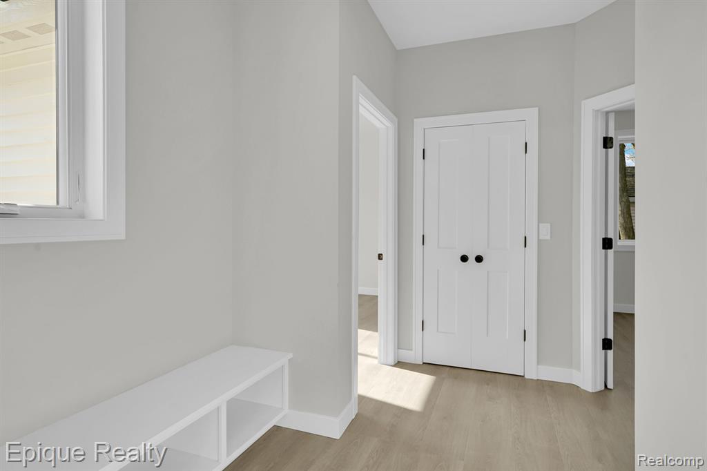 2432 Holland Street, Lake Orion, MI — Photo 10