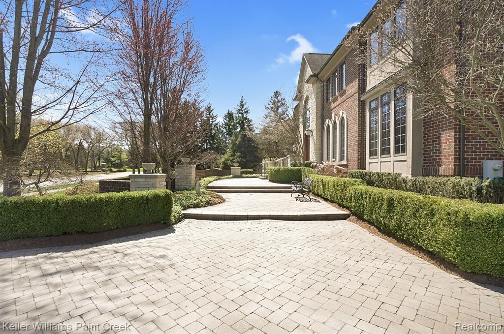 4956 Crestone Way, Rochester, MI 48306 — Photo 4