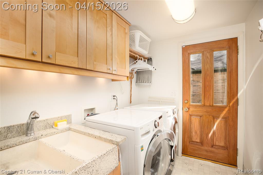 2695 Ronald Drive, Troy, MI 48085 — Photo 17
