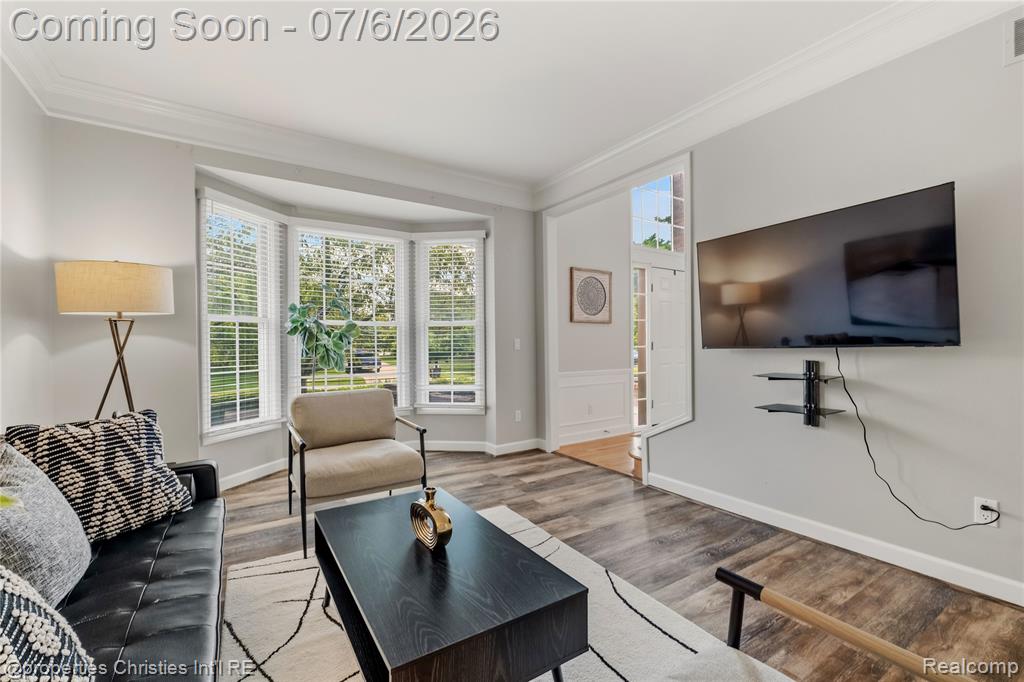 16223 Oak Forest Court, Northville, MI 48168 — Photo 10