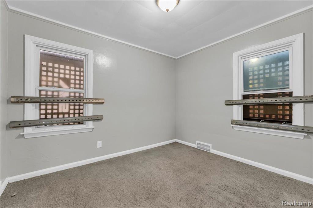 5585 CADIEUX Road, Detroit, MI 48224 — Photo 15