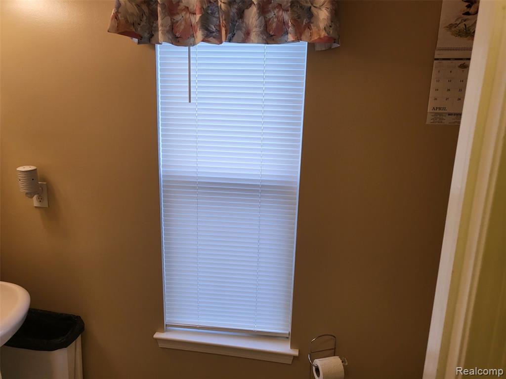 5216 Northwood Road, Grand Blanc, MI 48439 — Photo 21