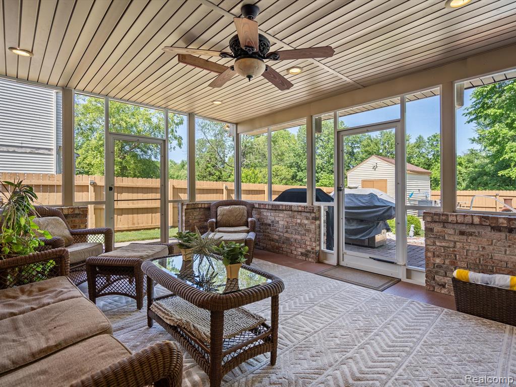14765 BROOKSIDE Drive, Van Buren, MI 48111 — Photo 33