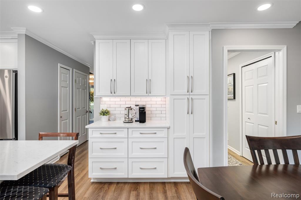 57694 Hidden Timbers Drive, South Lyon, MI 48178 — Photo 11