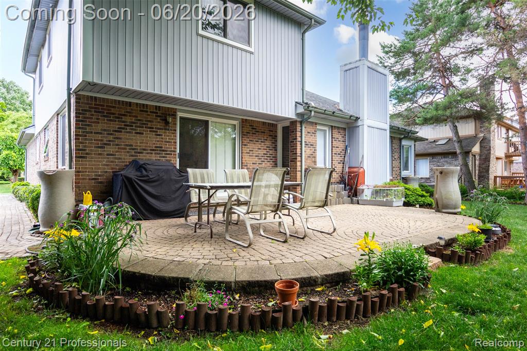 6241 Smithfield Drive, Troy, MI 48085 — Photo 50