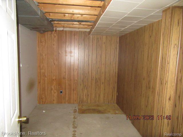 13229 LAKE POINT Boulevard, Belleville, MI 48111 — Photo 20