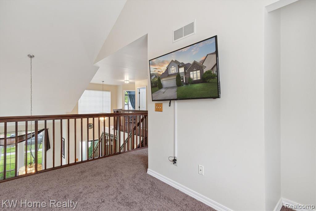 5746 CARY Drive, Ypsilanti, MI 48197 — Photo 36