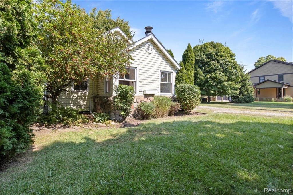 46056 SUNSET Street, Northville, MI 48167 — Photo 24