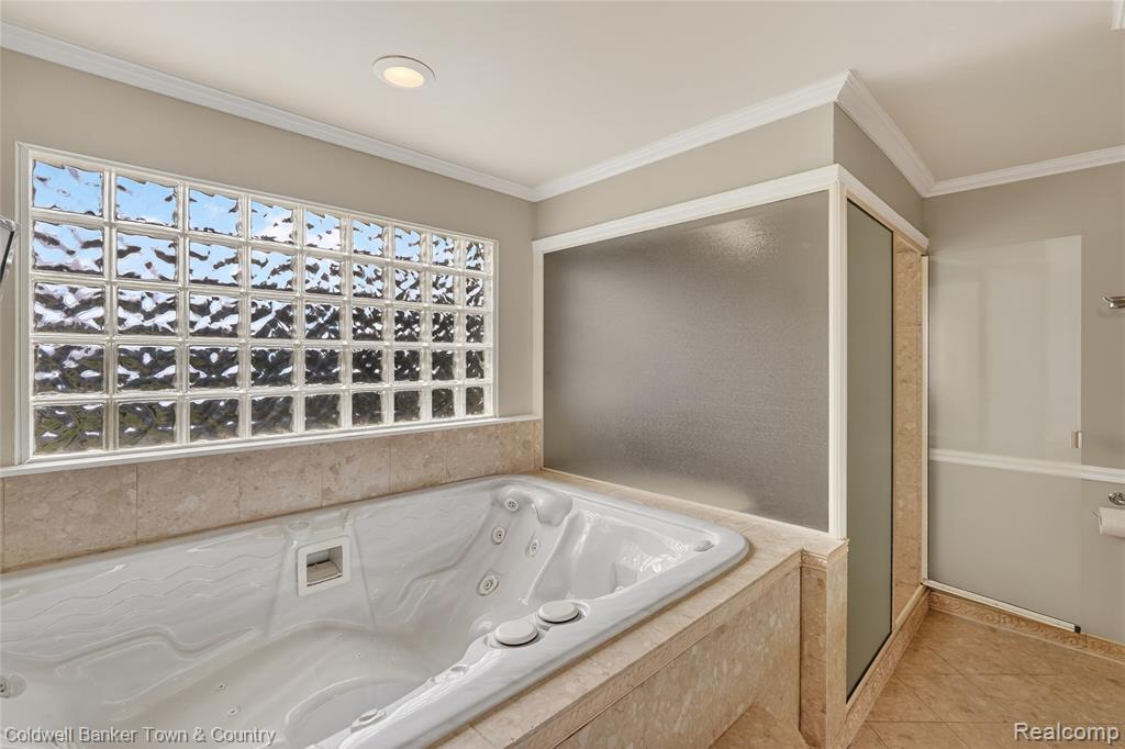 480 NAIRN Circle, Highland, MI — Photo 29