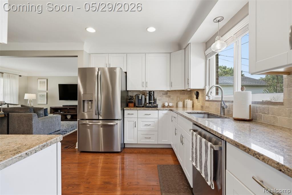 14338 Shadywood Drive, Plymouth, MI 48170 — Photo 12