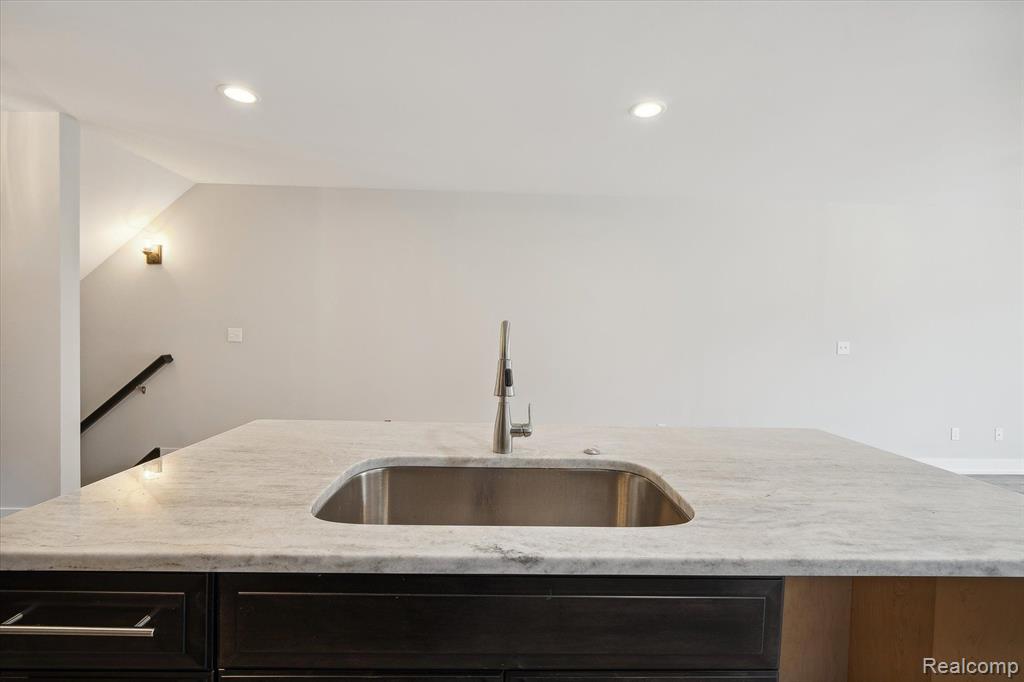 53779 Champlain Street, Macomb, MI 48042 — Photo 15