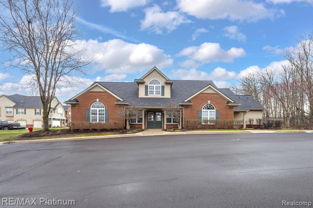 4253 Hampton Ridge Boulevard, Howell, MI 48843 — Photo 23