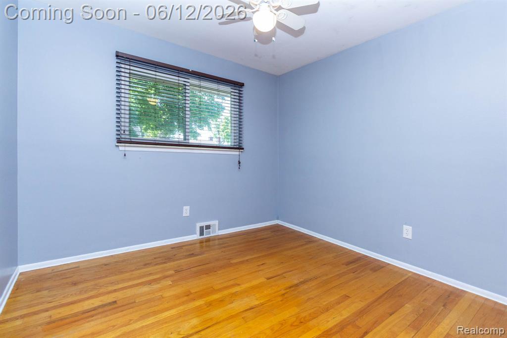 4062 Lexington Drive, Trenton, MI 48183 — Photo 14