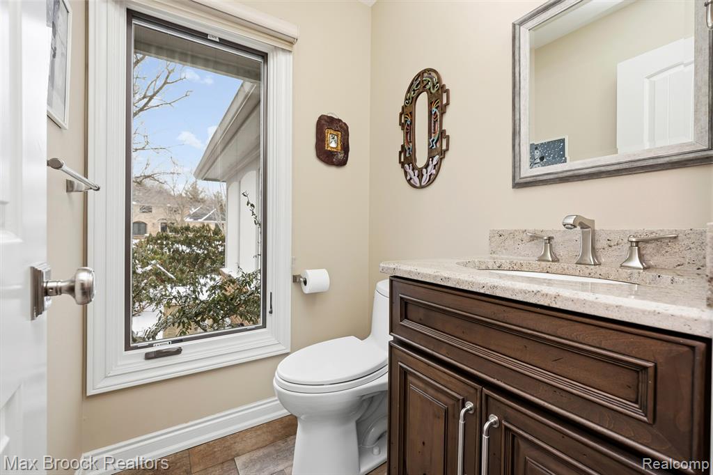 5867 BRAVO COURT, Orchard Lake Village, MI 48324 — Photo 52