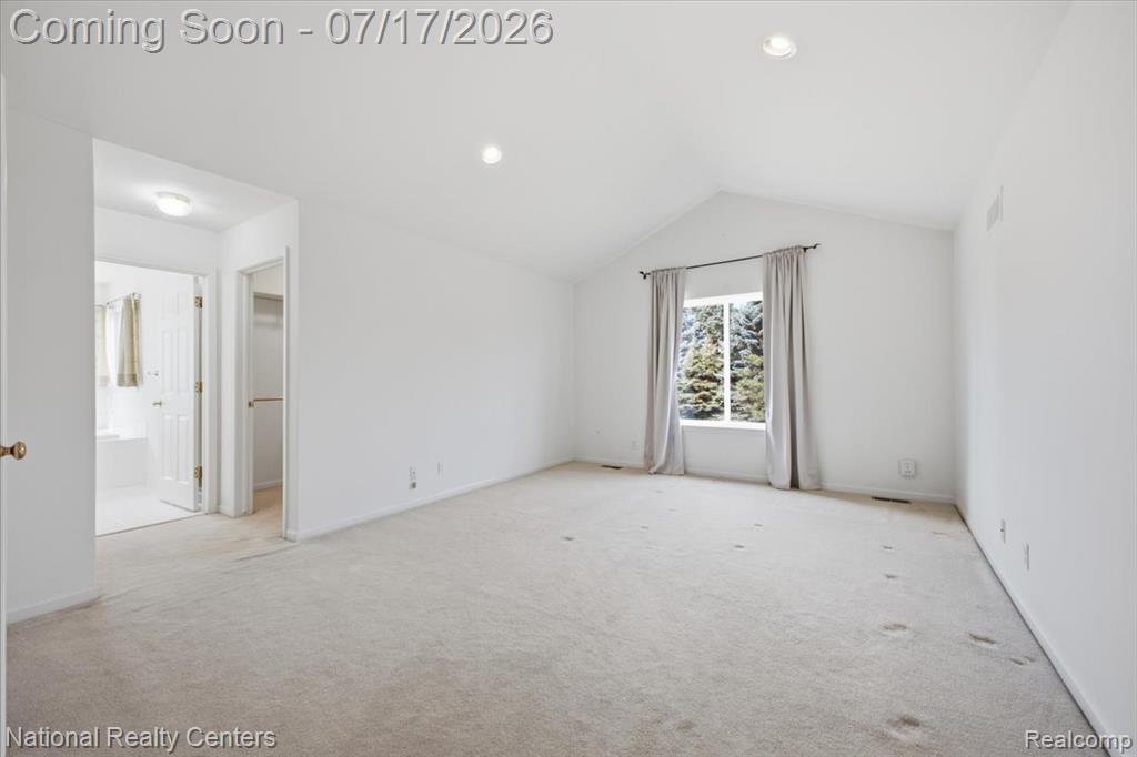 5741 Bingham Drive, Commerce Twp, MI 48382 — Photo 9