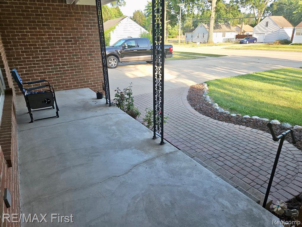 4547 Stephens Road, Warren, MI 48091 — Photo 38