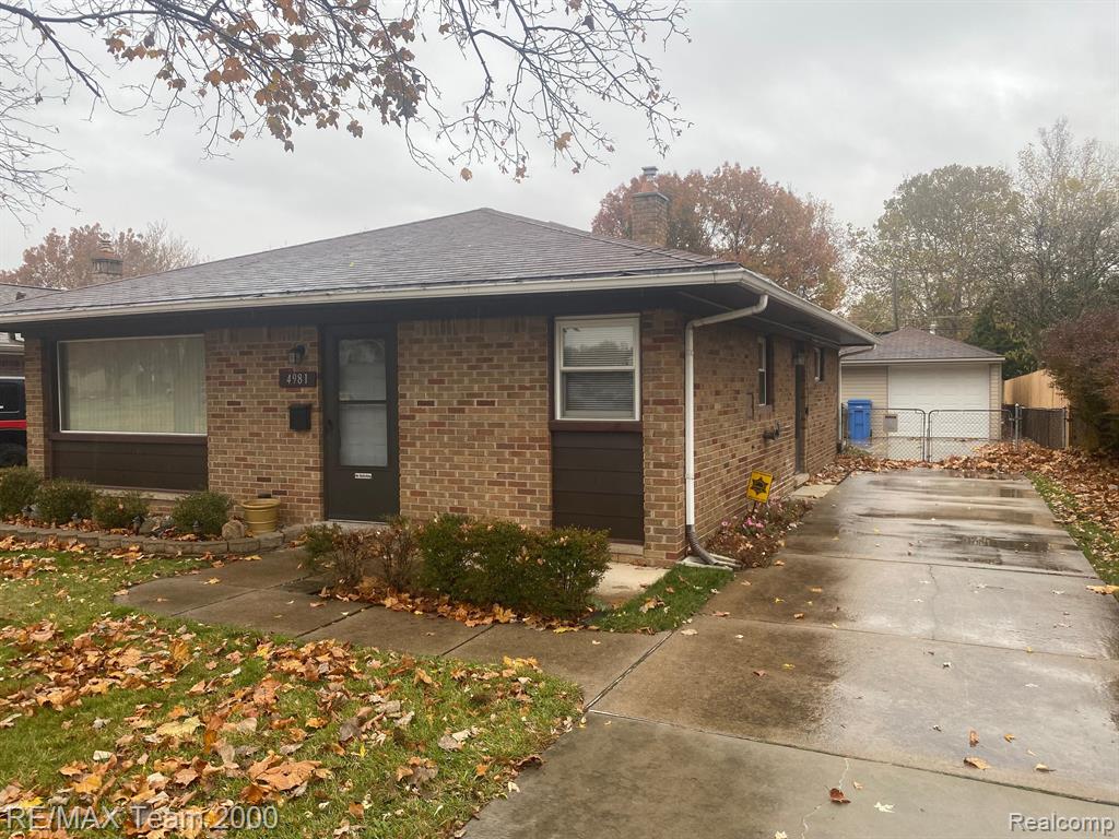 4981 PARDEE Avenue, Dearborn Heights, MI 48125 — front exterior