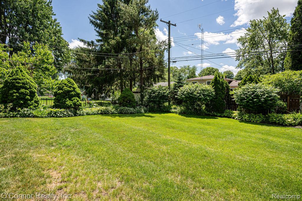 1342 Minnesota Avenue, Marysville, MI 48040 — Photo 34