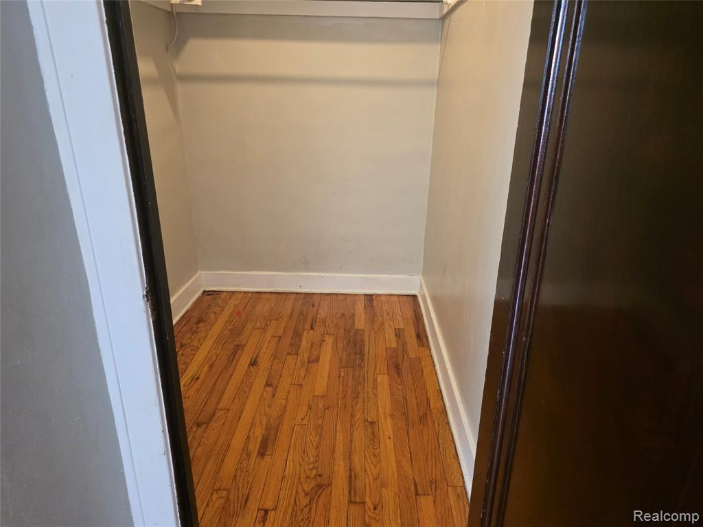 870 SEWARD Street, Detroit, MI 48202 — Photo 11