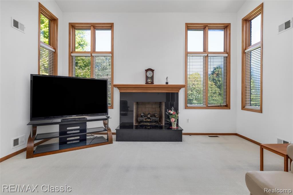 5922 Valley View Drive, Canton, MI 48187 — Photo 15
