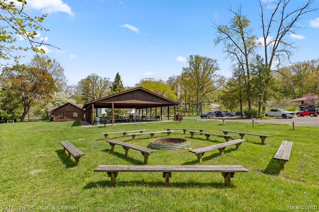 4400 HIGHFIELD Road, Waterford, MI 48329 — Photo 46