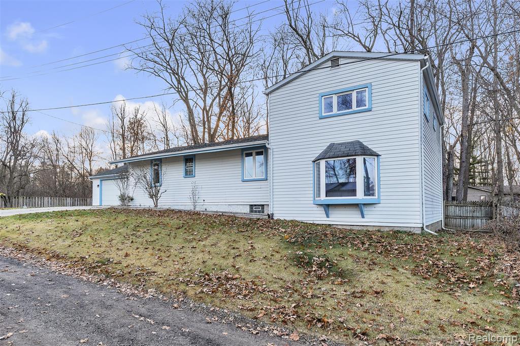 8165 Leonard Drive, Holly, MI 48442 — Photo 79
