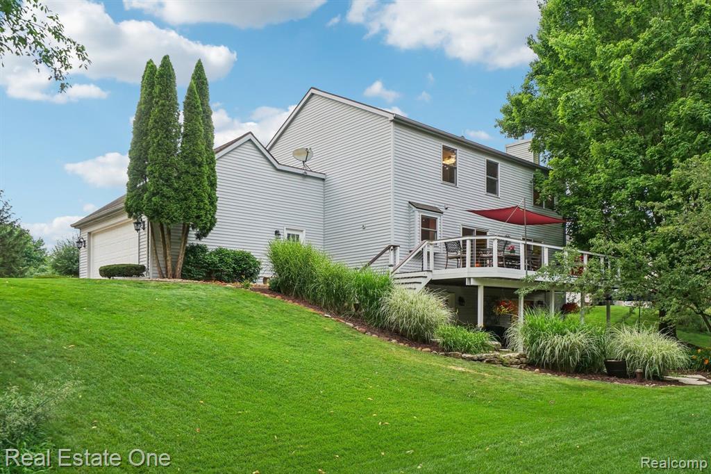 11175 SAND CRANE Way, South Lyon, MI 48178 — Photo 38