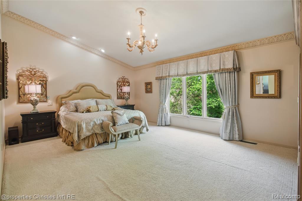 4713 Mada Court, West Bloomfield, MI — Photo 24