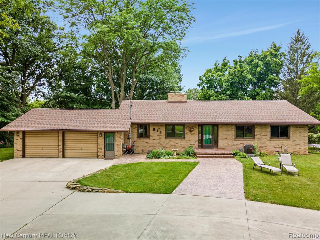 211 SPRING Street, Vernon, MI 48476 — Photo 3