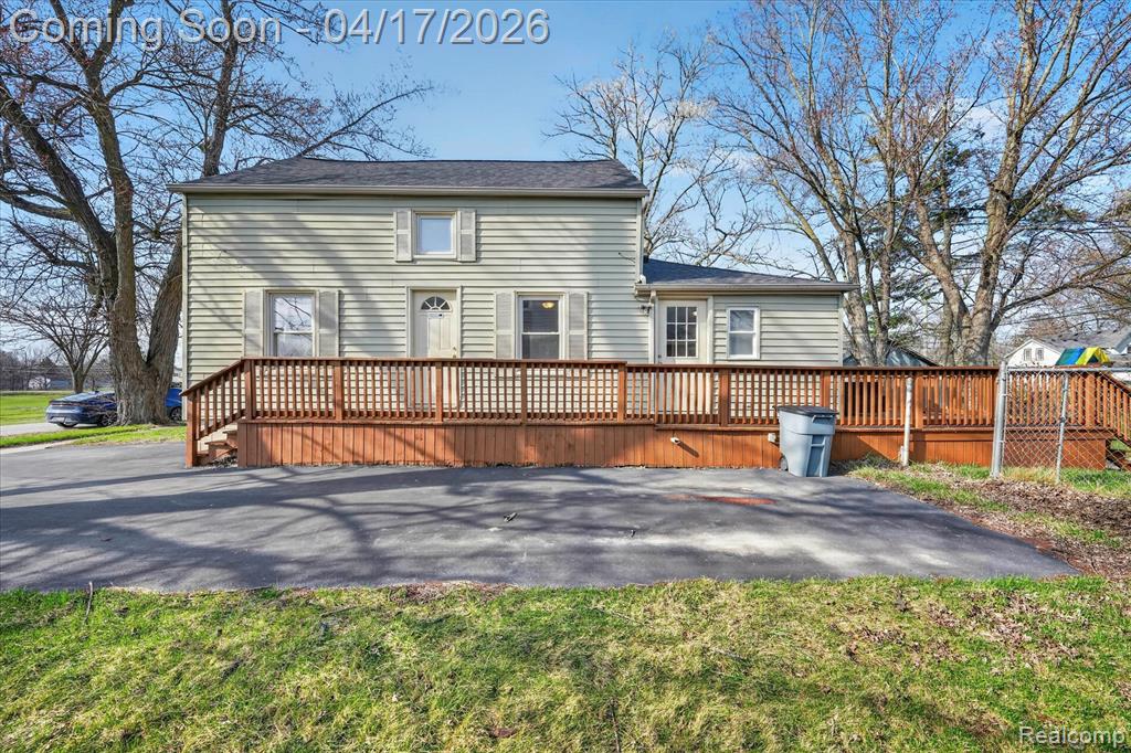 102 S Matteson Street, Capac, MI 48014 — Photo 5
