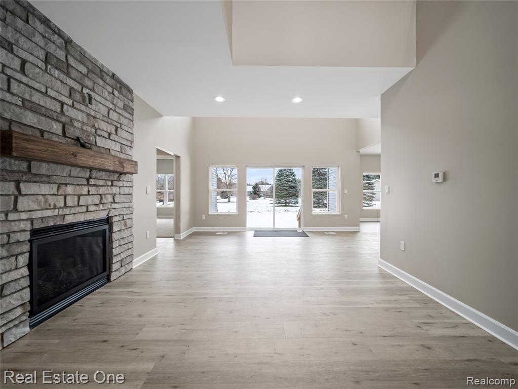 8527 Mystic Pines Court, Pinckney, MI 48169 — Photo 4