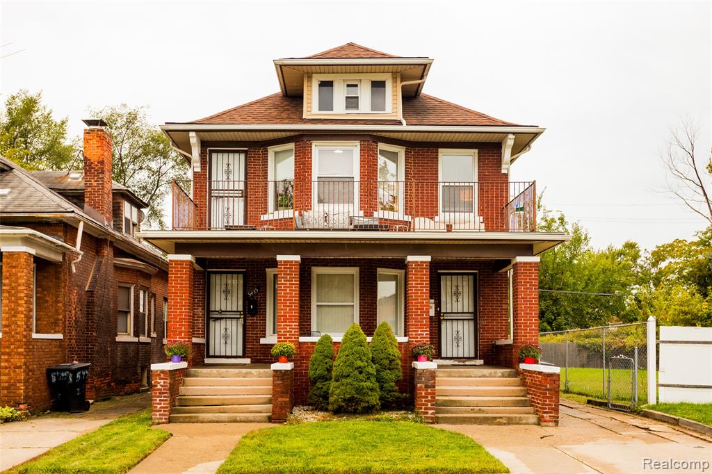 5435 Burns Street, Detroit, MI 48213