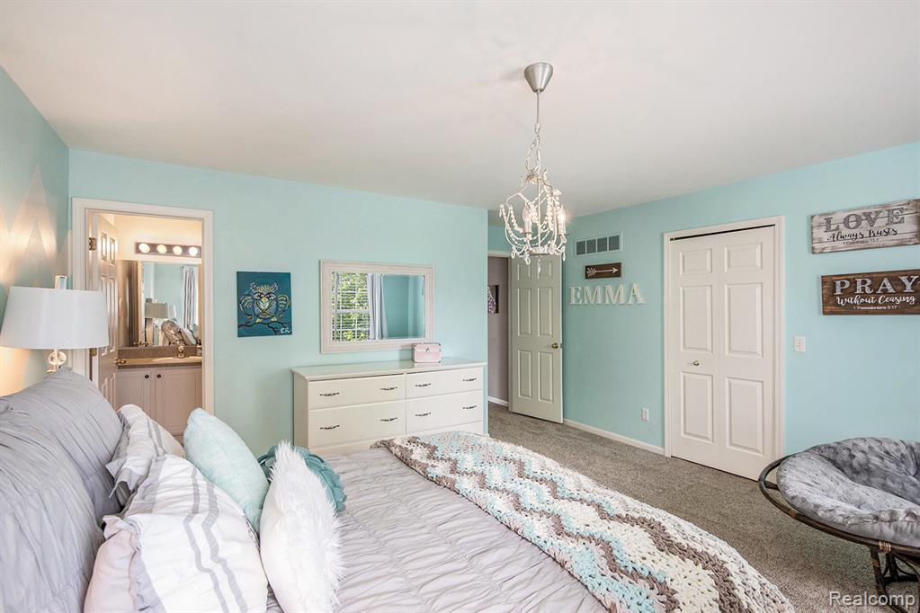 4190 Derry Court, Oakland, MI 48306 — Photo 36