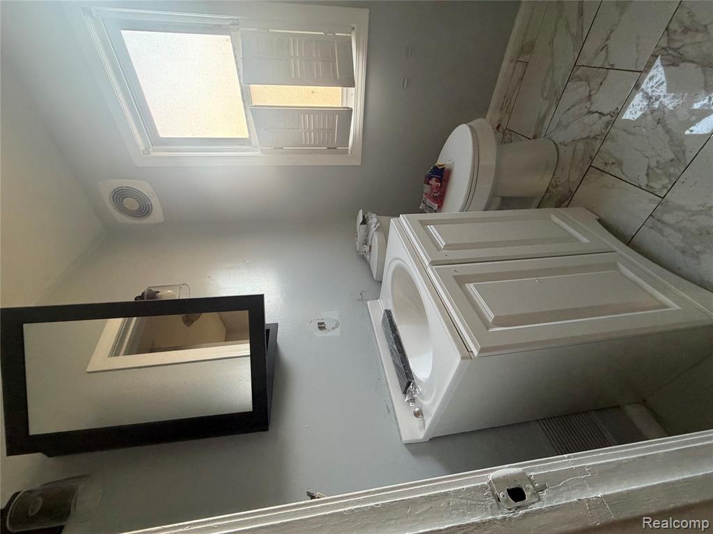 16092 Manning Street, Detroit, MI 48205 — Photo 9