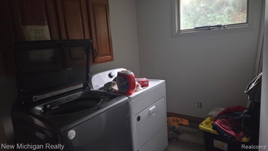 420 S Maple Street, Webberville, MI 48892 — Photo 4